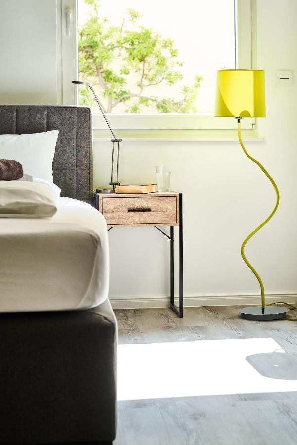 סינגן Primera Zimmer Mit Gemeinschaftsbad מראה חיצוני תמונה
