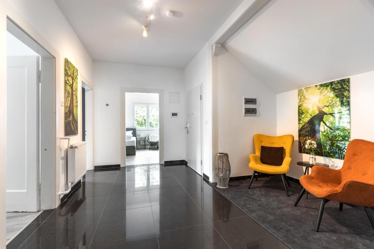 סינגן Primera Zimmer Mit Gemeinschaftsbad מראה חיצוני תמונה