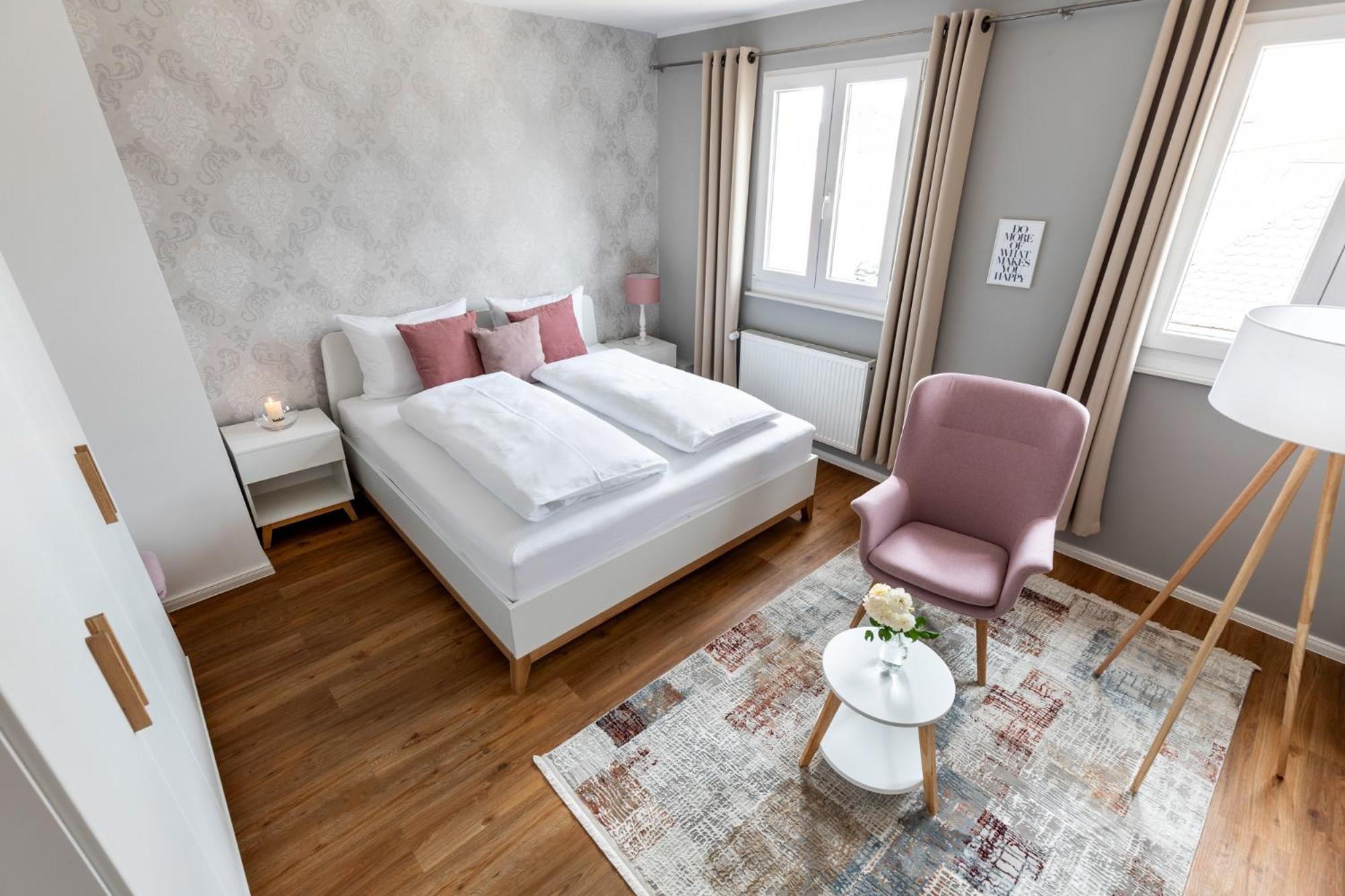 סינגן Primera Zimmer Mit Gemeinschaftsbad מראה חיצוני תמונה