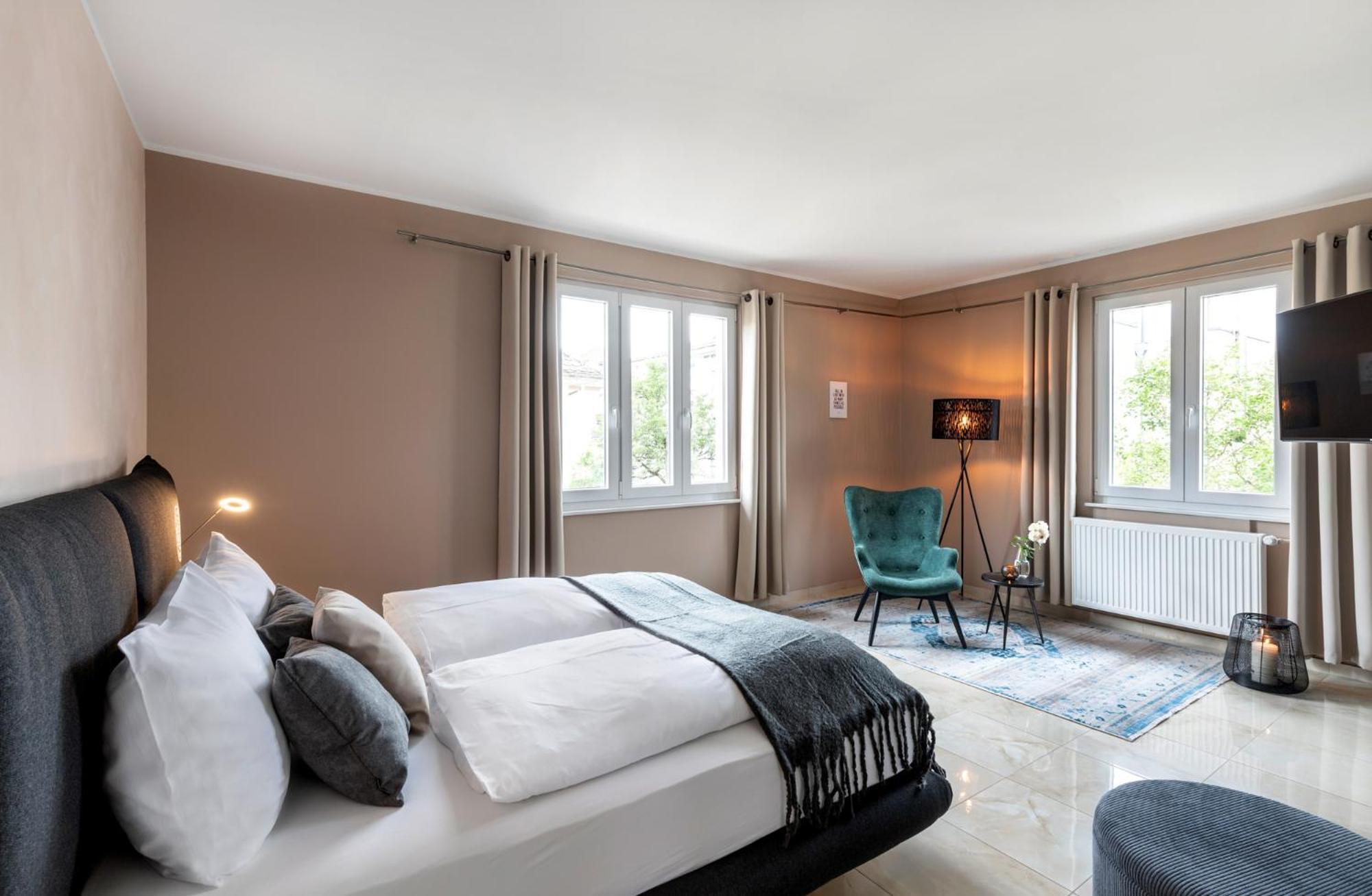 סינגן Primera Zimmer Mit Gemeinschaftsbad מראה חיצוני תמונה