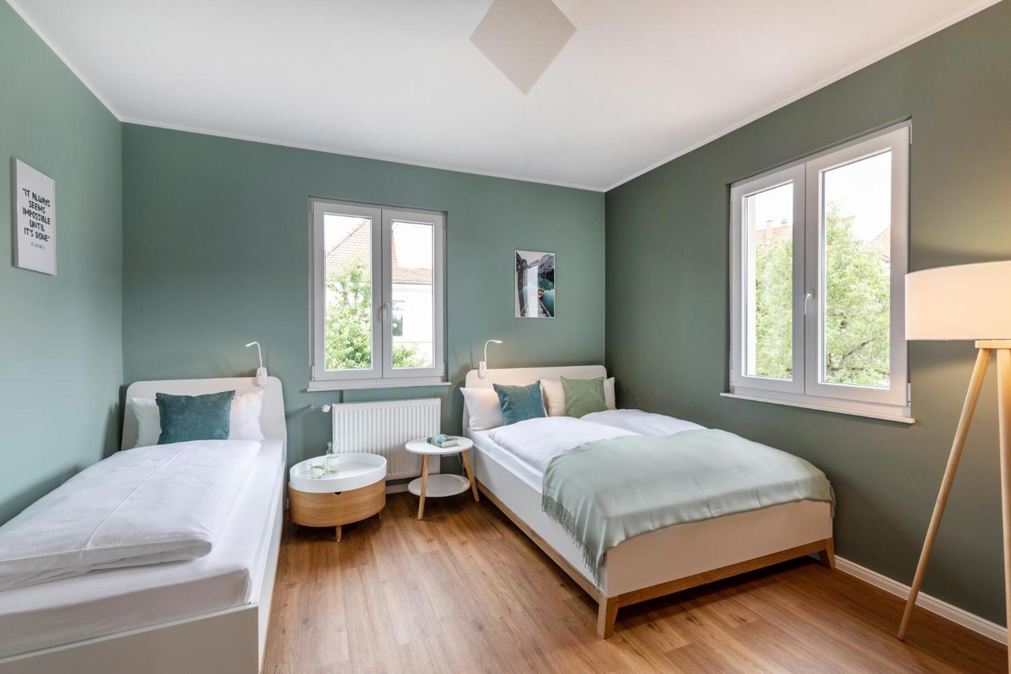סינגן Primera Zimmer Mit Gemeinschaftsbad מראה חיצוני תמונה